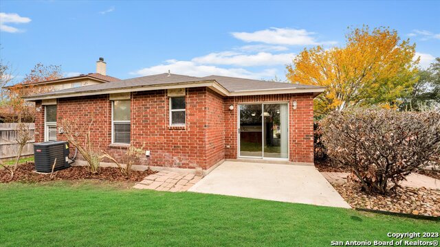 Image 33 of 39 For 3967 Cherokee Blvd