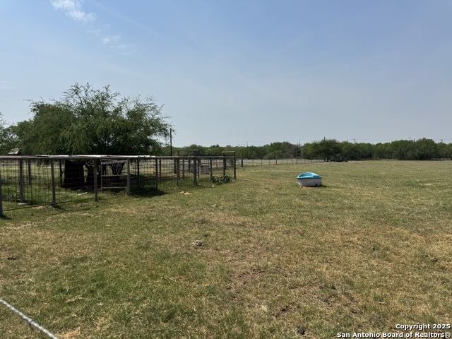 Listing photo id 53 for 7084 Richter