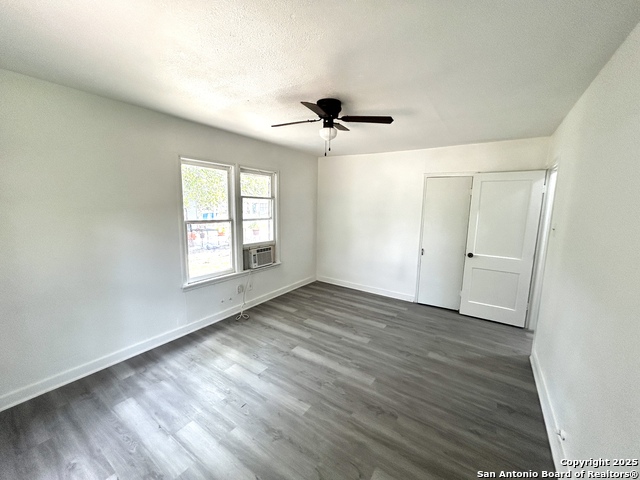 Image 11 of 22 For 1506 Avenue E N