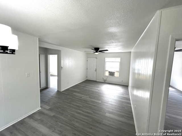 Image 5 of 22 For 1506 Avenue E N