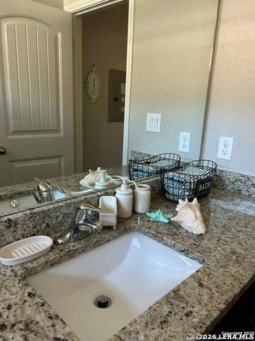 Image 6 of 22 For 247 Remington R