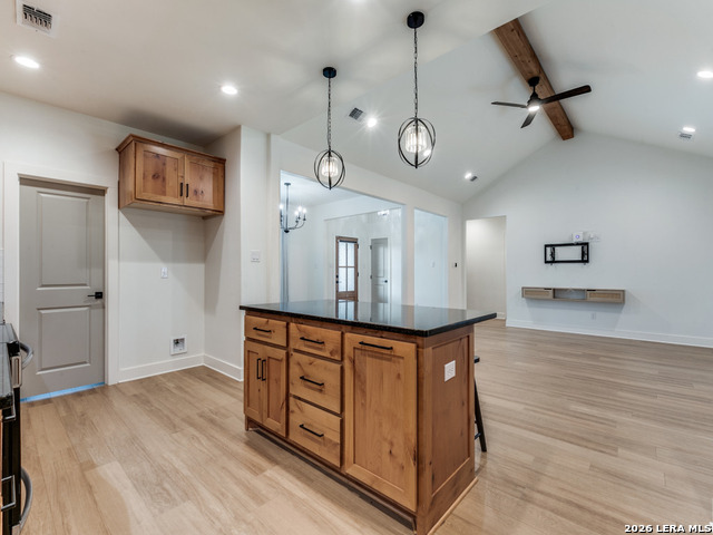 Image 10 of 26 For 1015 Timbercrest