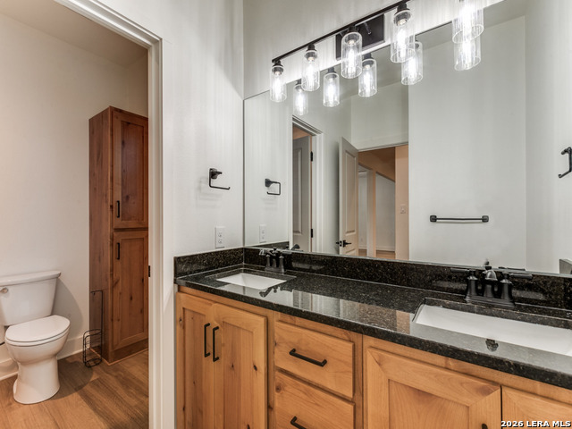 Image 22 of 26 For 1015 Timbercrest