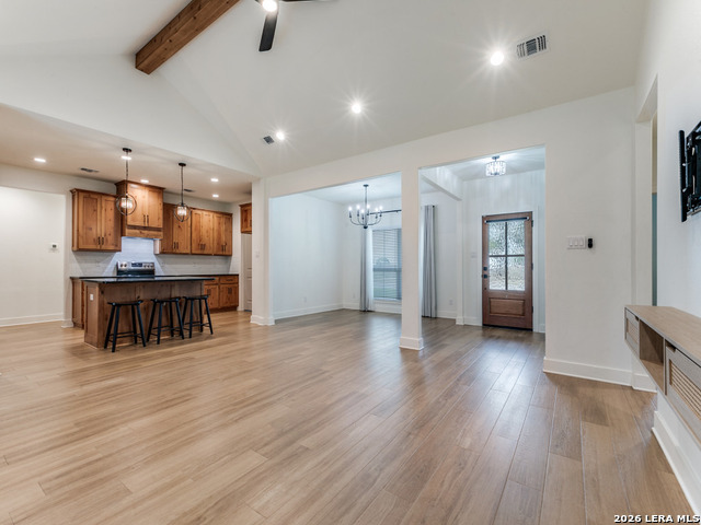 Image 8 of 26 For 1015 Timbercrest