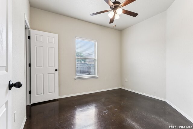 Image 11 of 26 For 219 Eugene Pass