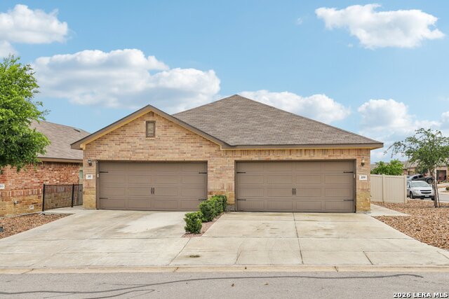 Image 2 of 26 For 219 Eugene Pass