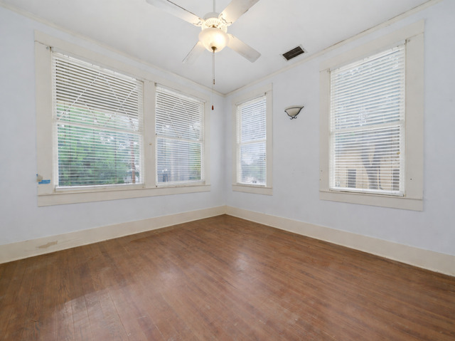 Image 10 of 29 For 126 Kennedy Ave