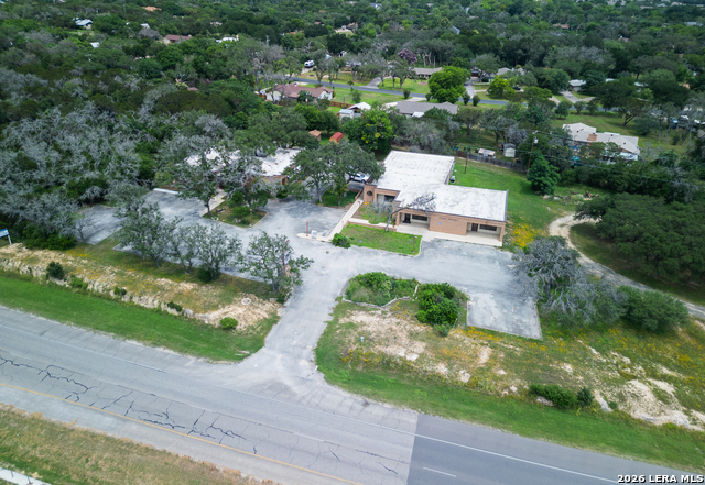 Listing photo id 10 for 13438 Bandera