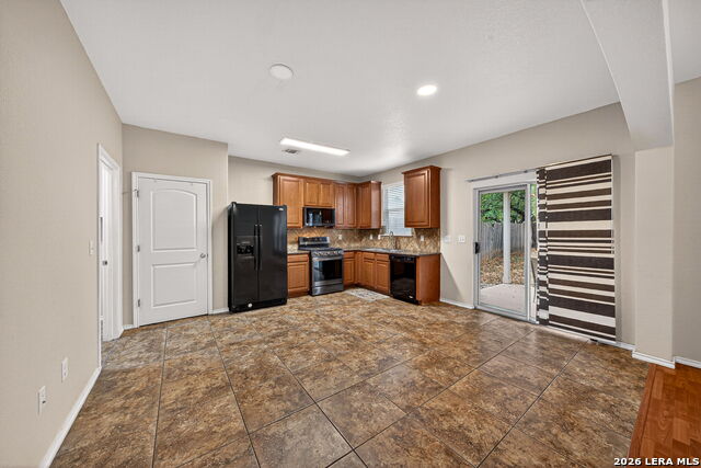 Image 16 of 38 For 10713 Gemsbuck Lodge