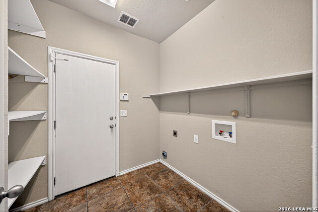 Image 17 of 38 For 10713 Gemsbuck Lodge