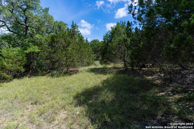 Image 18 of 21 For 3 Brayton Place