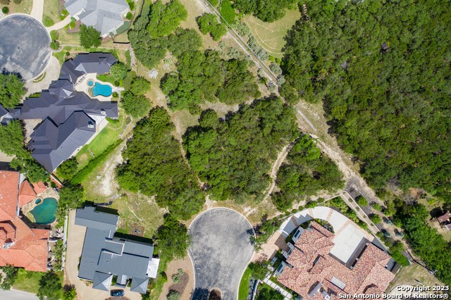 Image 4 of 21 For 3 Brayton Place