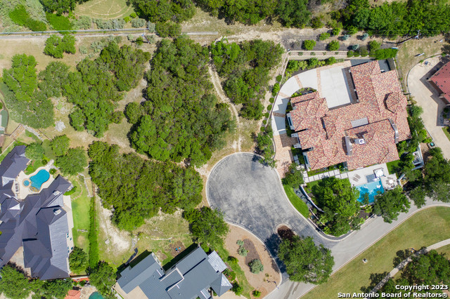 Image 6 of 21 For 3 Brayton Place