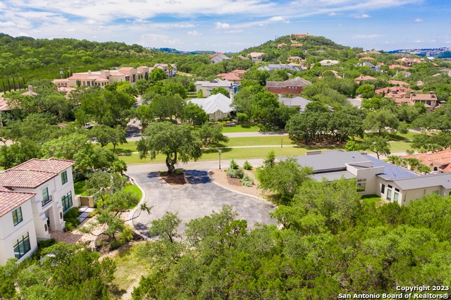 Image 9 of 21 For 3 Brayton Place