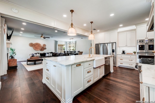 Image 19 of 50 For 15722 Dawn Crest