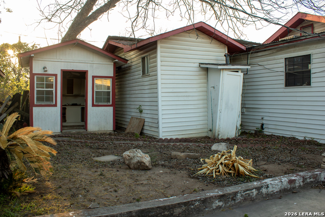 Image 14 of 19 For 1806 Ridgewood