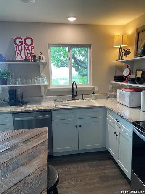 Image 29 of 37 For 3145 Westview