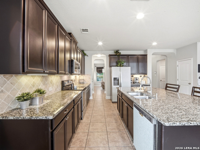 Image 11 of 26 For 113 Grand Vista