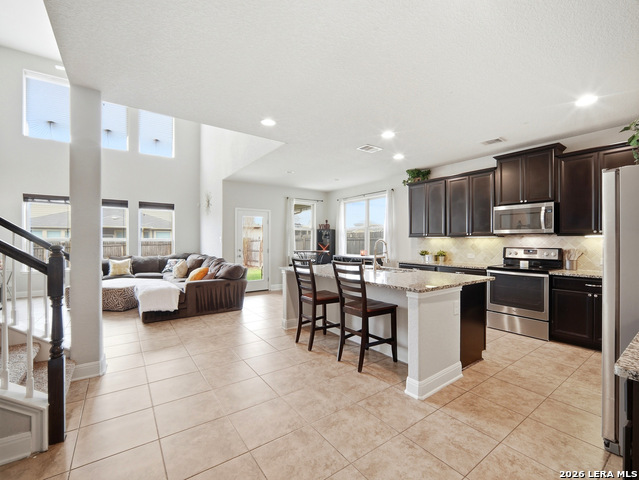 Image 6 of 26 For 113 Grand Vista