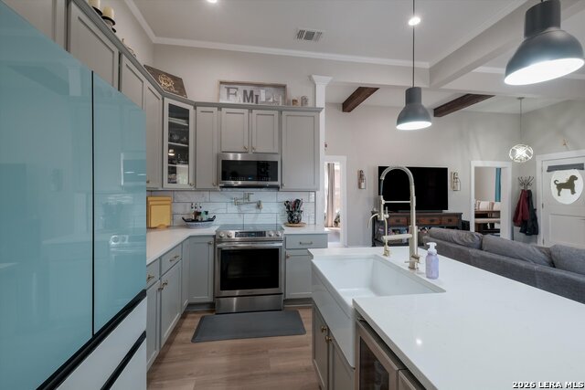 Image 12 of 24 For 930 Hays  