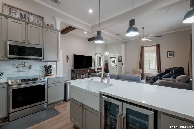 Image 13 of 24 For 930 Hays  