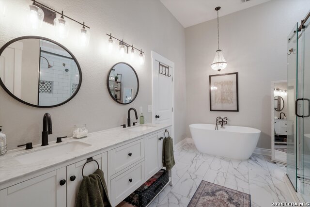 Image 17 of 24 For 930 Hays  