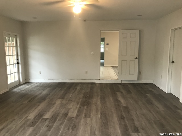 Image 28 of 29 For 4626 Duquesne Dr