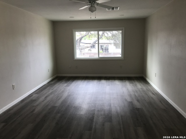 Image 9 of 29 For 4626 Duquesne Dr