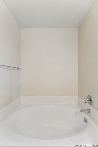 Image 26 of 45 For 9302 Bartlett Fls