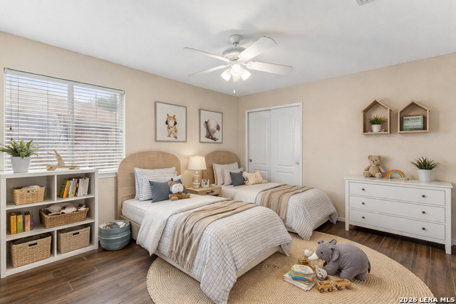 Image 29 of 45 For 9302 Bartlett Fls