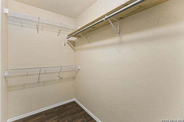 Image 31 of 45 For 9302 Bartlett Fls