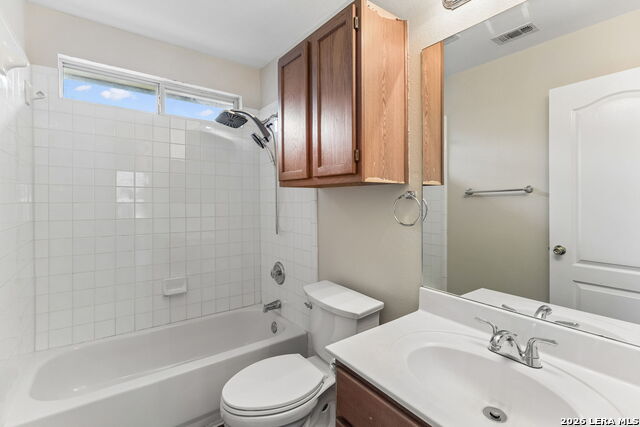 Image 32 of 45 For 9302 Bartlett Fls