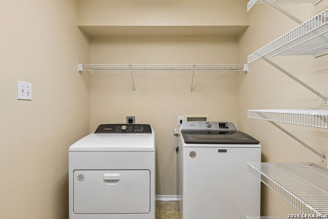 Image 33 of 45 For 9302 Bartlett Fls