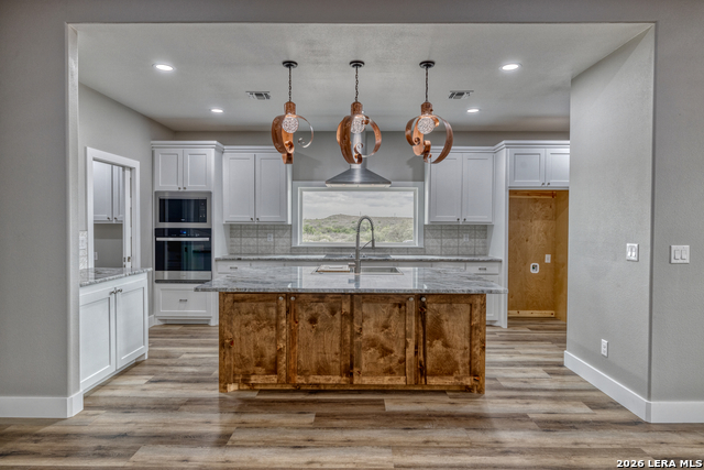 Image 43 of 68 For 22 Greystone Hills Circle