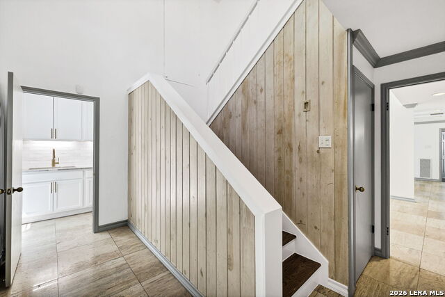 Image 24 of 47 For 13010 George