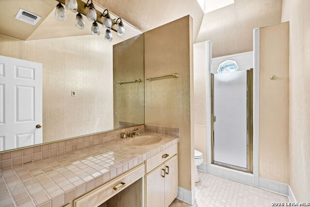 Image 34 of 47 For 13010 George