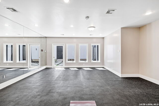 Image 41 of 47 For 13010 George