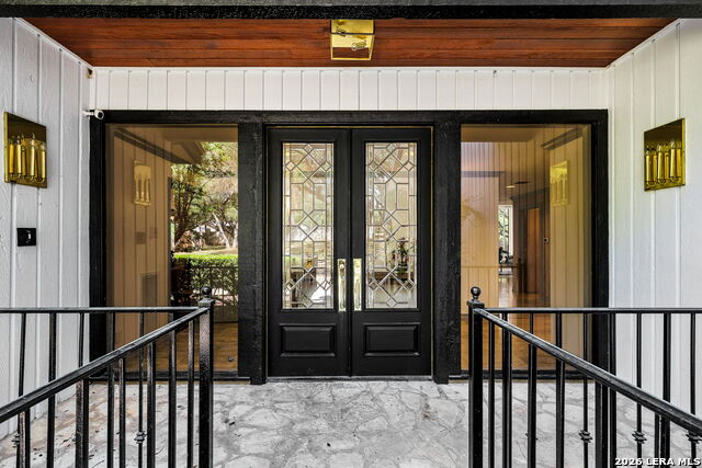 Image 6 of 47 For 13010 George