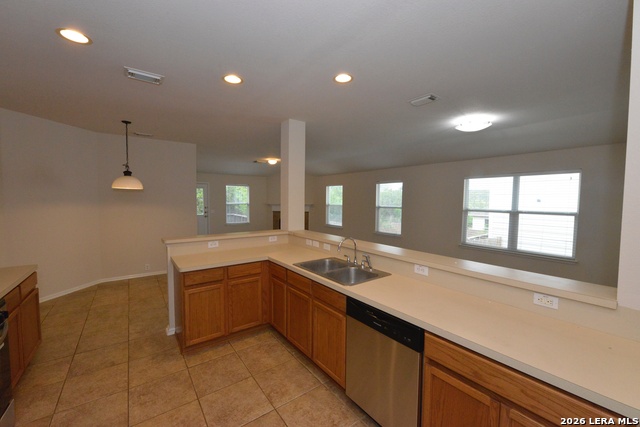 Image 2 of 22 For 15746 Cotton Tail