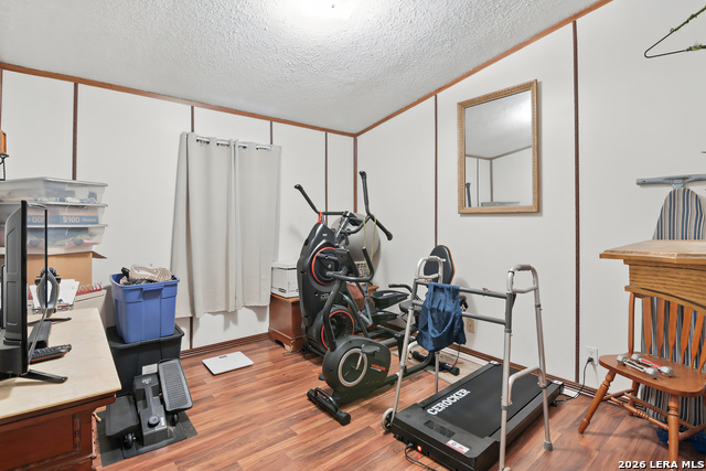 Image 14 of 29 For 100 Park Meadow