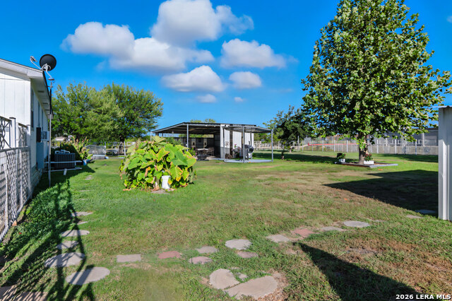 Image 24 of 29 For 100 Park Meadow