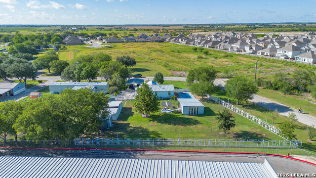 Image 4 of 29 For 100 Park Meadow