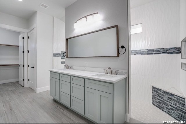 Image 11 of 18 For 7809 Ventura