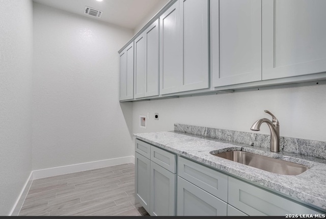 Image 13 of 18 For 7809 Ventura