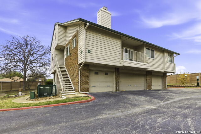 Image 16 of 17 For 318 Harmony  318