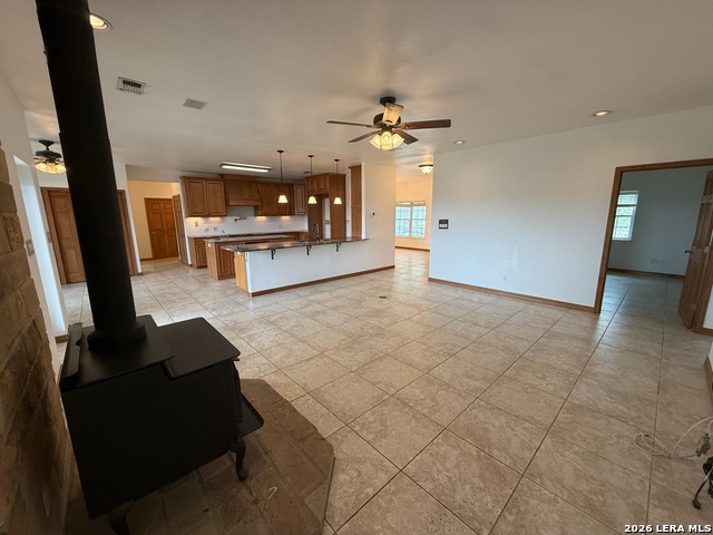 Image 14 of 98 For 385 Silver Wings