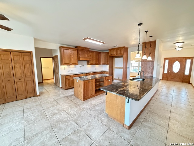 Image 17 of 98 For 385 Silver Wings