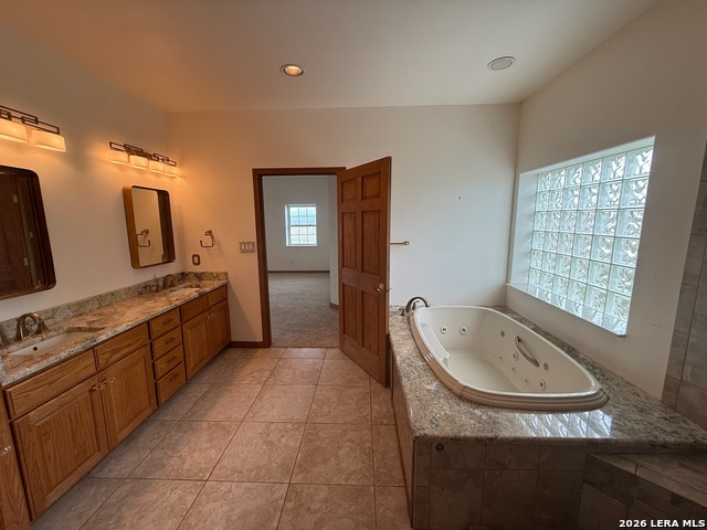 Image 30 of 98 For 385 Silver Wings