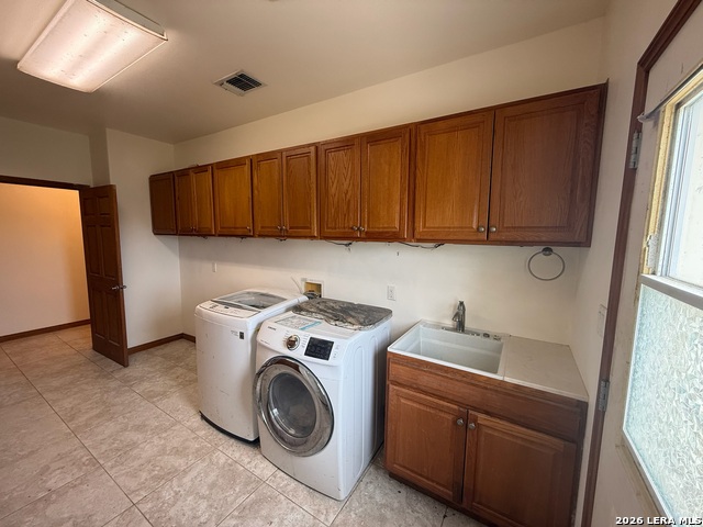 Image 42 of 98 For 385 Silver Wings