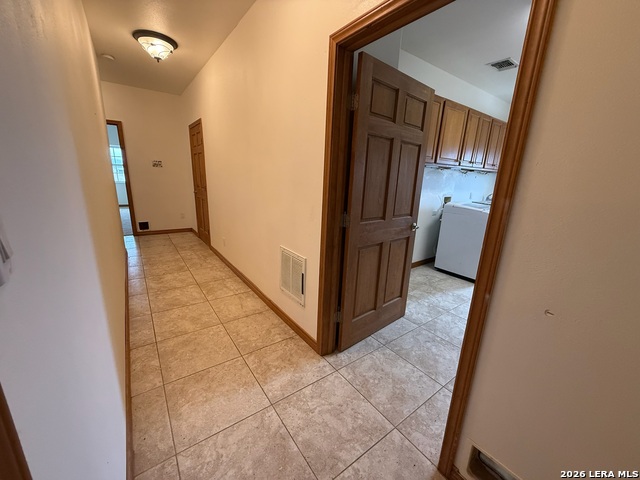 Image 43 of 98 For 385 Silver Wings